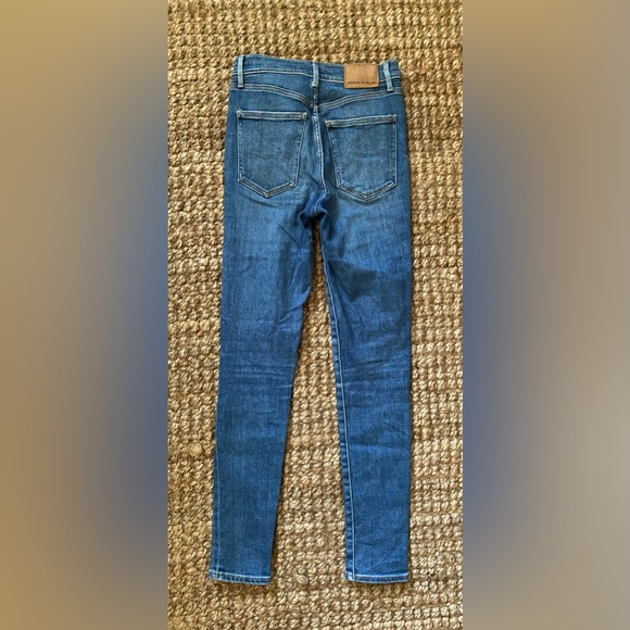 Aritzia denim forum the Lola high rise skinny jean EUC - Picture 3 of 6